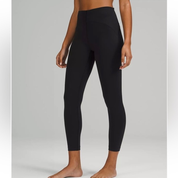lululemon athletica Pants - LULULEMON Wunderunder black 7/8 length 25 inch cropped leggings size 4